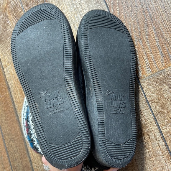 Muk Luks Fleece Lined Knit Slippers Size S 5 to 6 - Picture 7 of 10